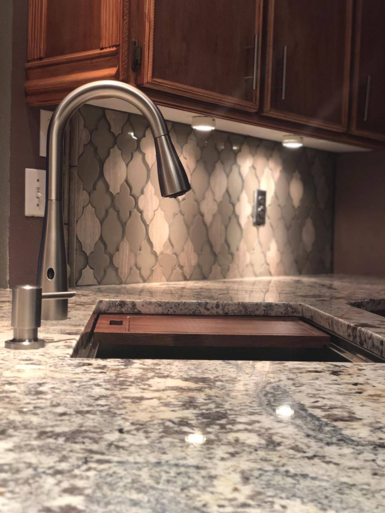 Ruvati 32-in Stainless Steel Undermount Workstation Kitchen Sink-RVH8300 customer photo 2