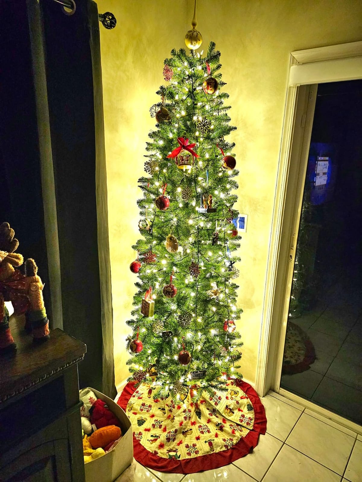 National Tree Company 7.5ft Unlit Kingswood Fir Slim Christmas Tree customer photo 1