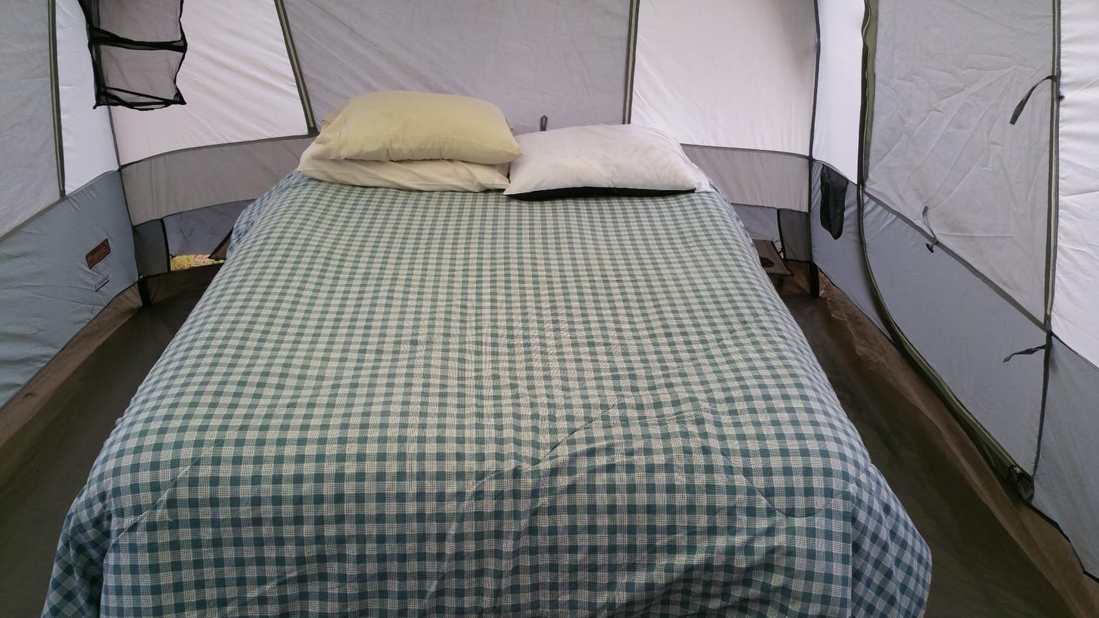 Coleman Queen-Size Airbed Cot Combination, Folding Air Mattress with Steel Frame & Side Table, Battery Pump Included, Great for Camping, Lounging, Elevated Sleeping, Guests, & More customer photo 2