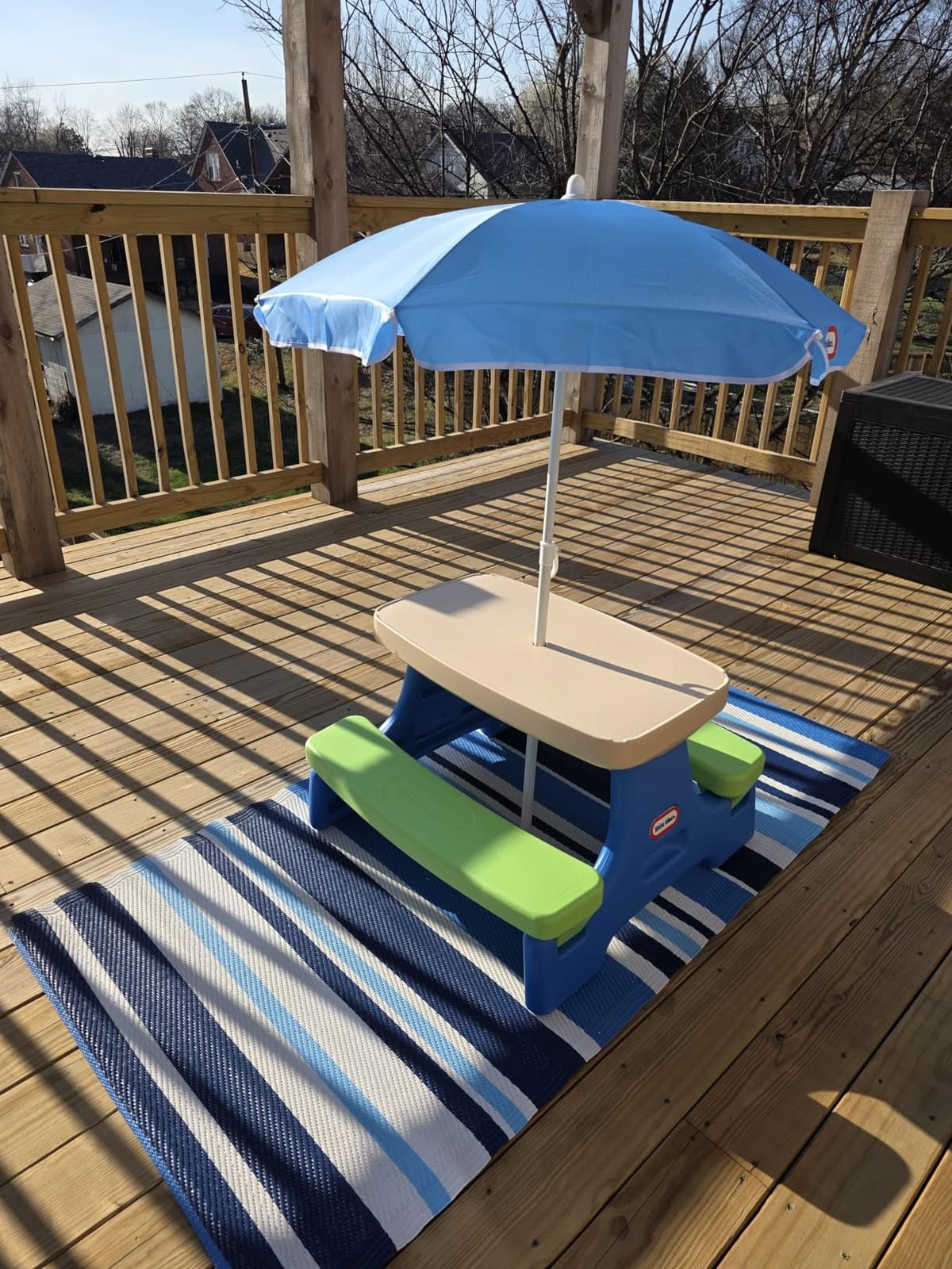 Little Tikes Easy Store Picnic Table with Umbrella, Multi Color, 42.00''L x 38.00''W x 19.75''H customer photo 2