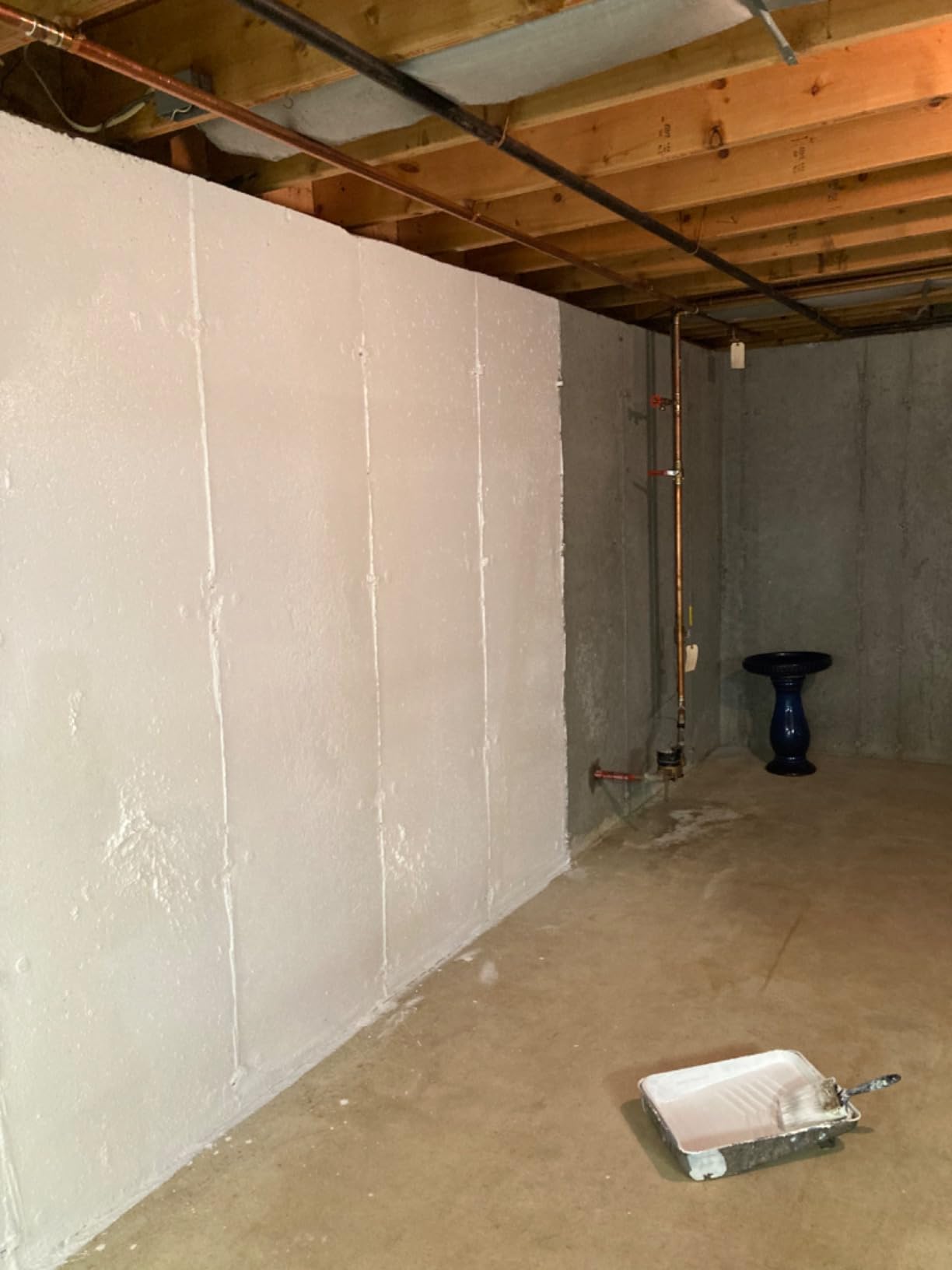 KILZ Basement and Masonry Waterproofing Paint, White, Interior/Exterior for Concrete, Brick & Cinder Block Walls, 1 Gallon customer photo 1