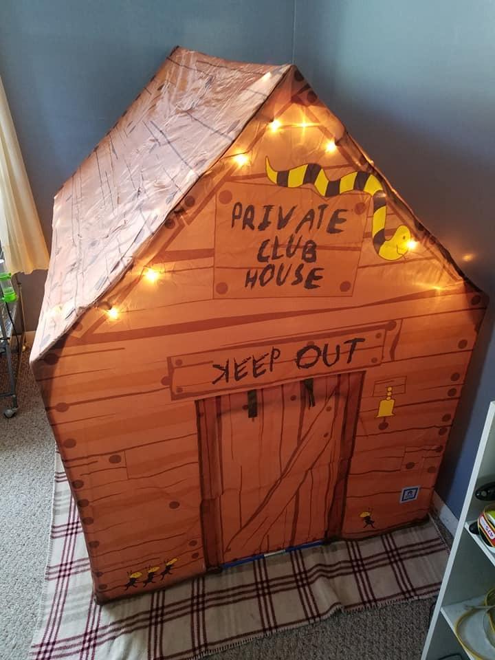 Pacific Play Tents 60801 Kids Club House Playhouse, 50