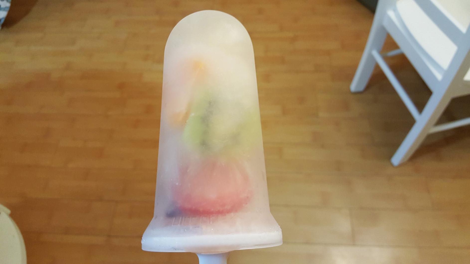 Zoku Classic Pop Molds, 6 Easy-release Popsicle Molds With Sticks and Drip-guards, BPA-free customer photo 2