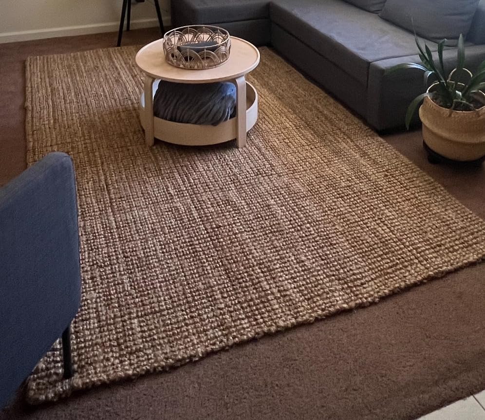 SAFAVIEH Area Rug 6x9 - Natural Fiber Collection - Natural Brown, Handmade Jute & Coir, Farmhouse Style, Chunky Textured Thick Pile (NF747A) customer photo 2