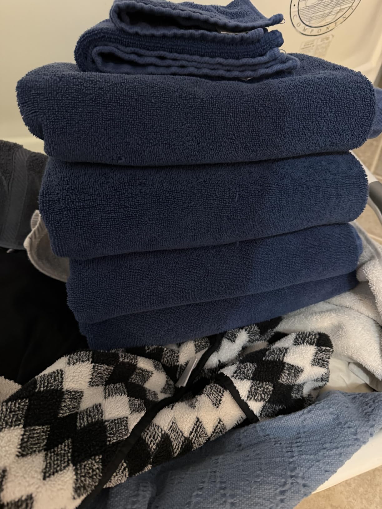 Utopia Towels 8 Piece Majestic Plush Luxury Towel Set, Cotton, White customer photo 2