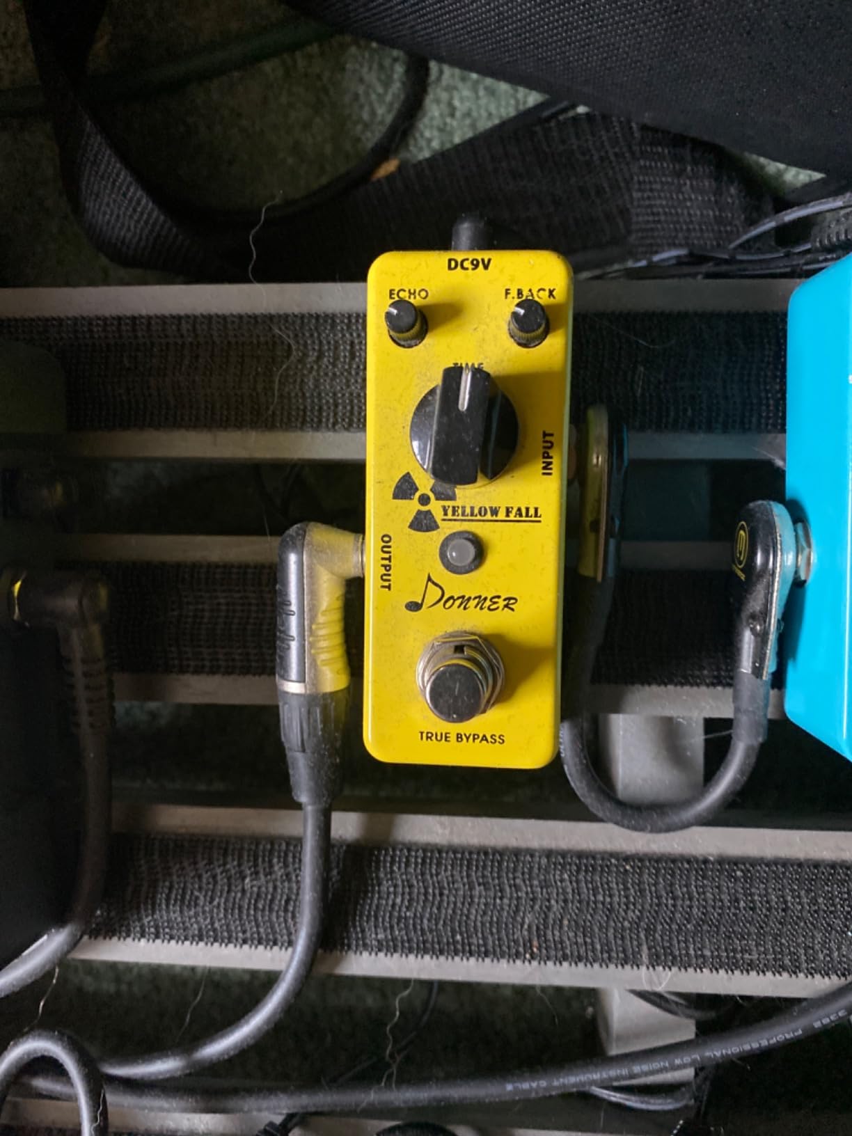 Donner Guitar Delay Pedal for Pedal Boards, Electric Guitar, Yellow Fall Analog Delay Mini Guitar Effect Pedal Vintage Delay, True Bypass customer photo 1