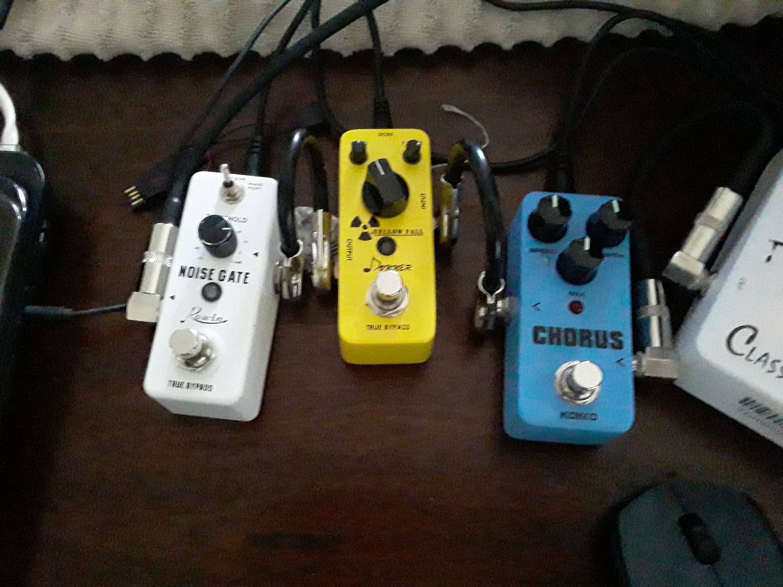 Donner Guitar Delay Pedal for Pedal Boards, Electric Guitar, Yellow Fall Analog Delay Mini Guitar Effect Pedal Vintage Delay, True Bypass customer photo 2