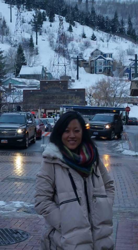 Orolay Women's Thickened Down Jacket customer photo 2