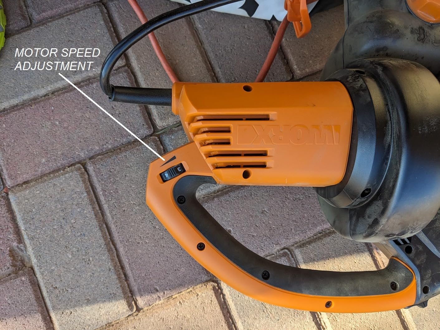 WORX Trivac 3-in-1 Electric Leaf Blower/Leaf Vacuum/Leaf Mulcher, WG509 customer photo 2
