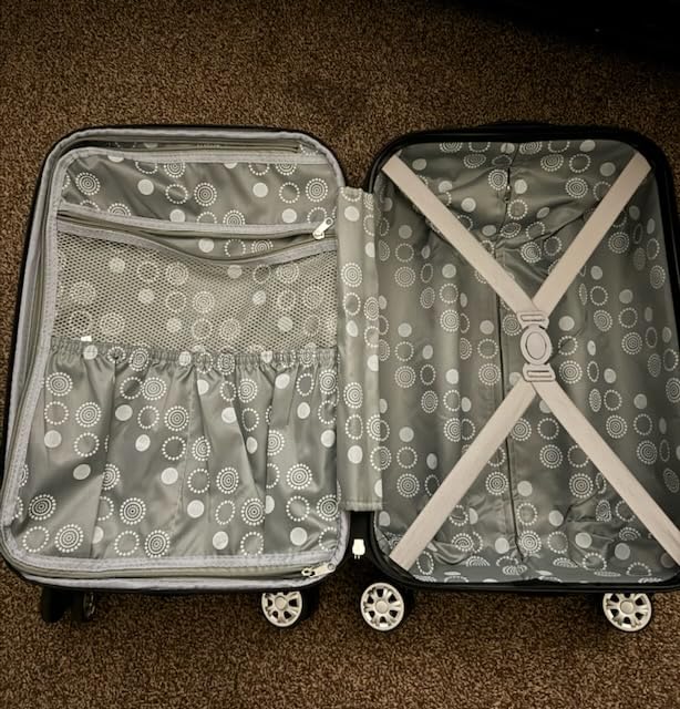 Rockland London Hardside Spinner Wheel Luggage, White, 3-Piece Set (20/24/28) customer photo 2