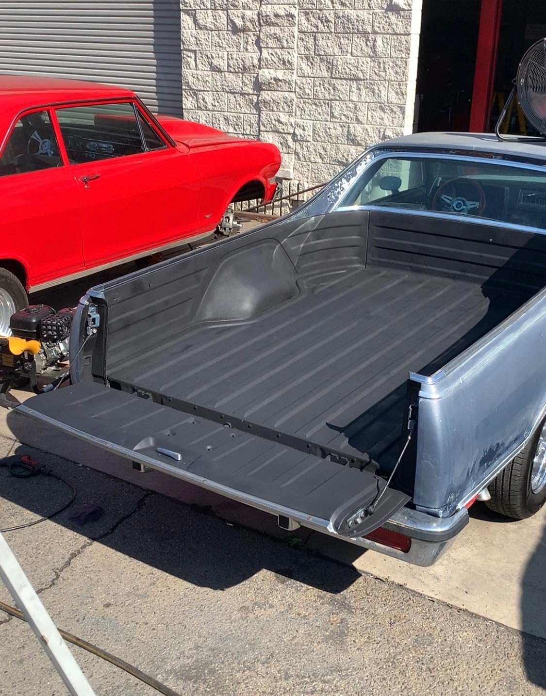 Rust-Oleum Automotive Pro Grade Truck Bed Coating Spray, Black customer photo 2