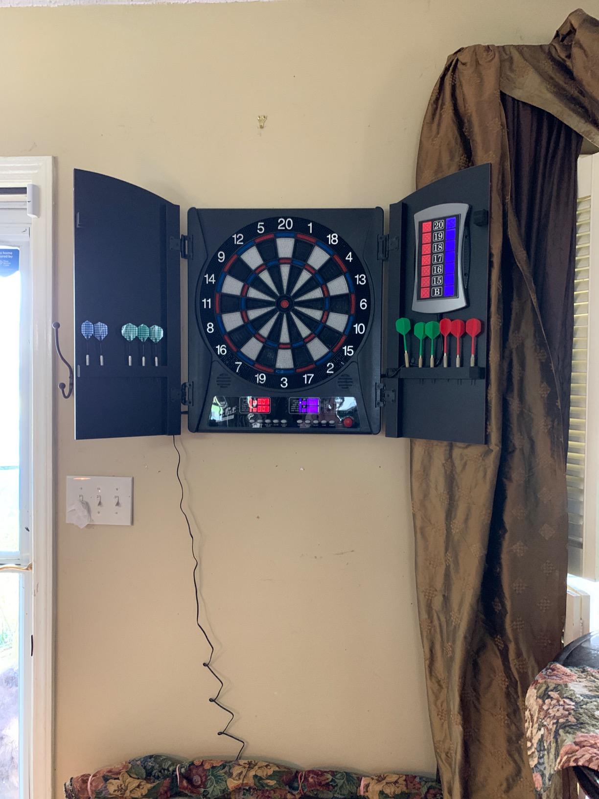 Fat Cat Mercury Electronic Soft Tip Dartboard with Cabinet, 13.5 in Target, 28 Games, 6 Darts Included, Black customer photo 2