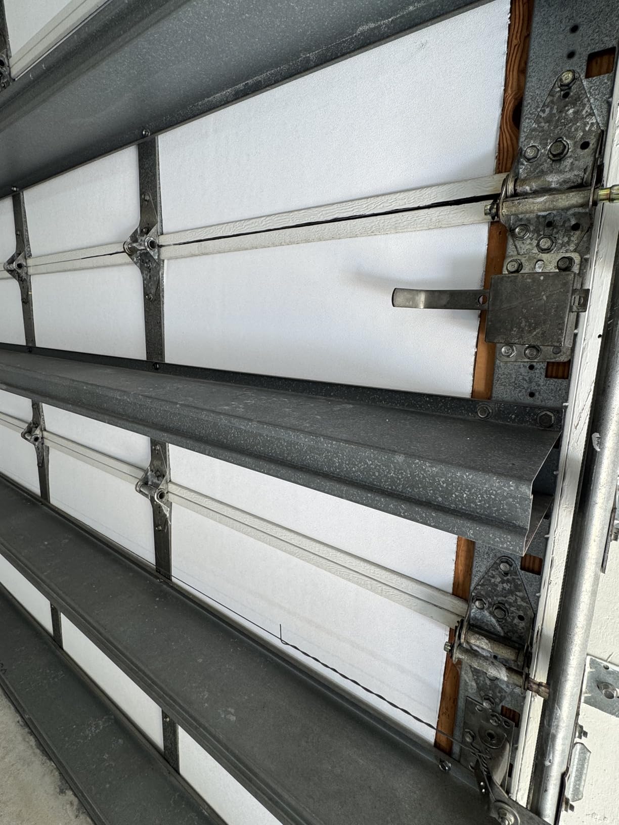 Matador EP1323054_02 SGDIK002 Garage Door Insulation Kit, X-Large, White customer photo 2