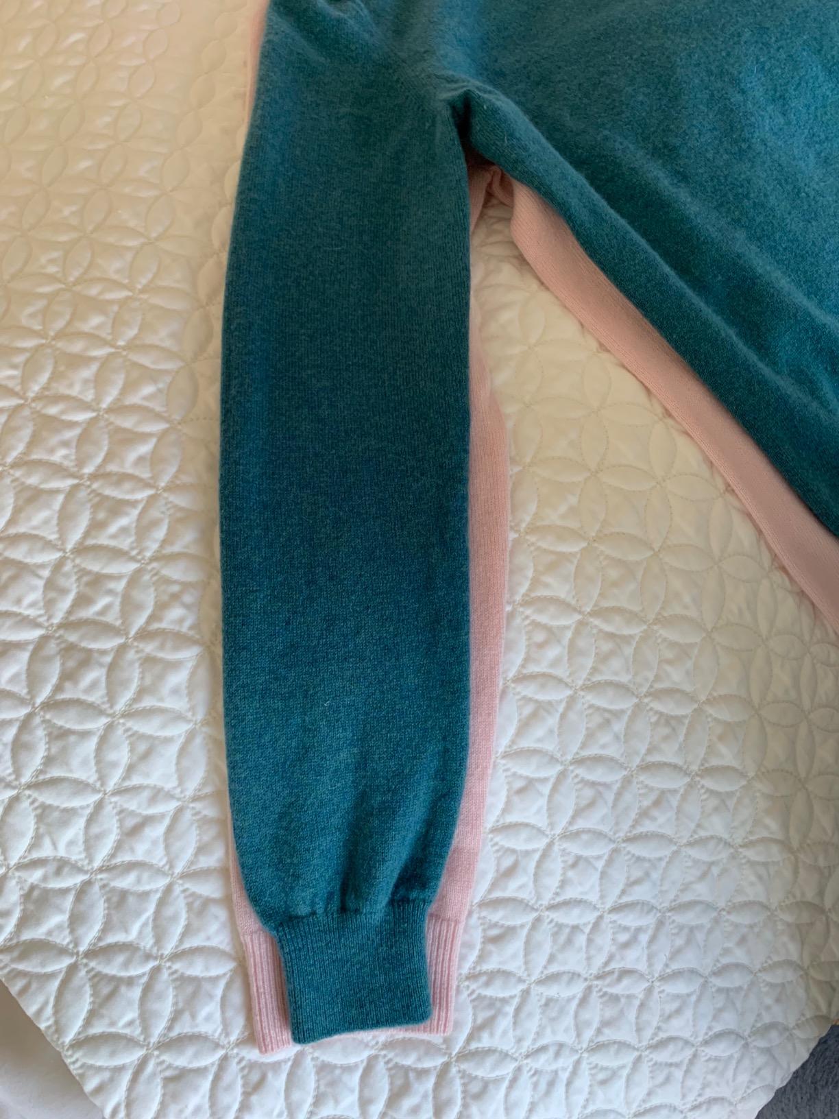 JENNIE LIU Women's 100% Pure Cashmere Crew Neck Sweater customer photo 1