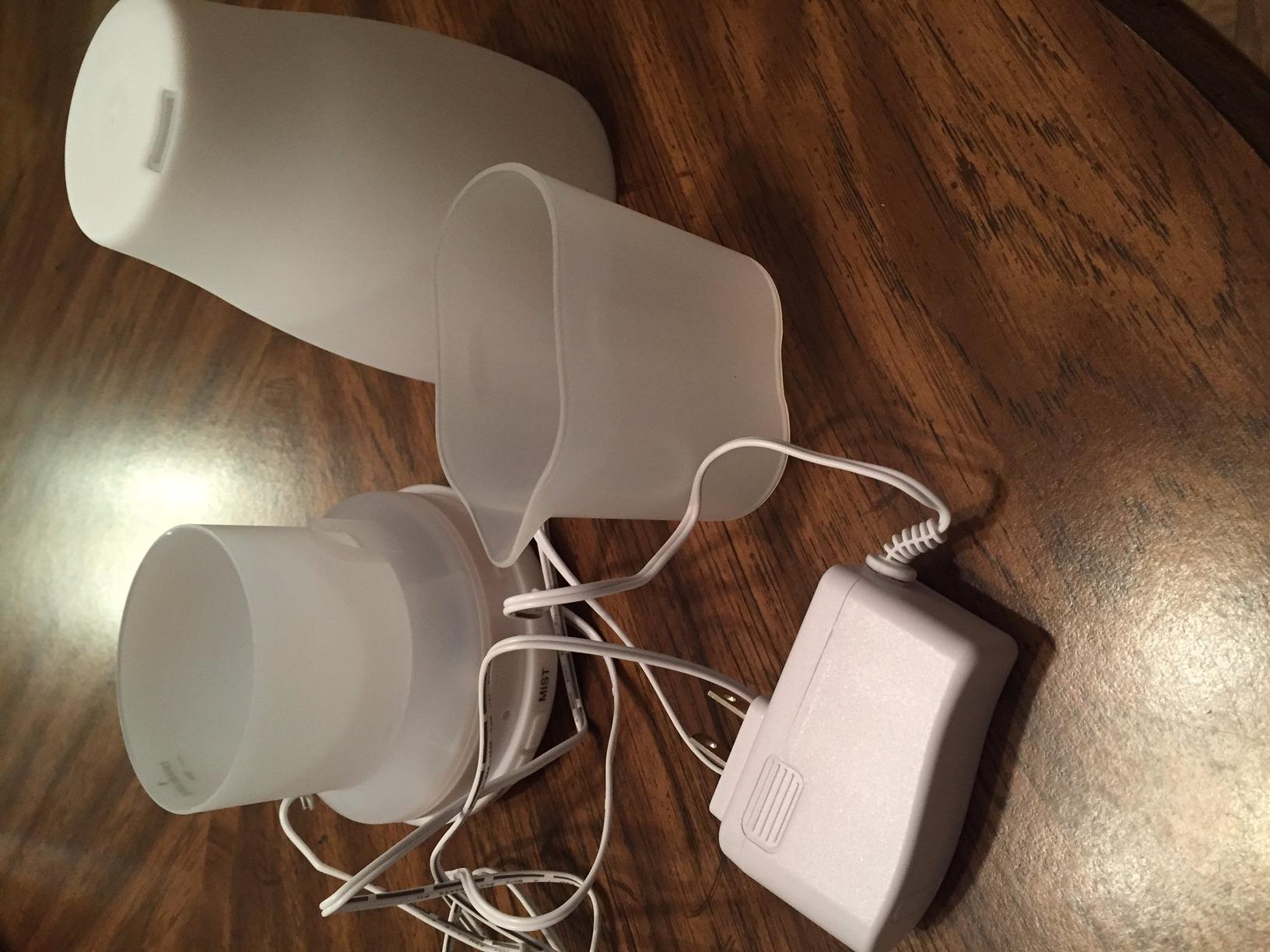 InnoGear Essential Oil Diffuser Ultrasonic Diffusers for Home, Basic White customer photo 2