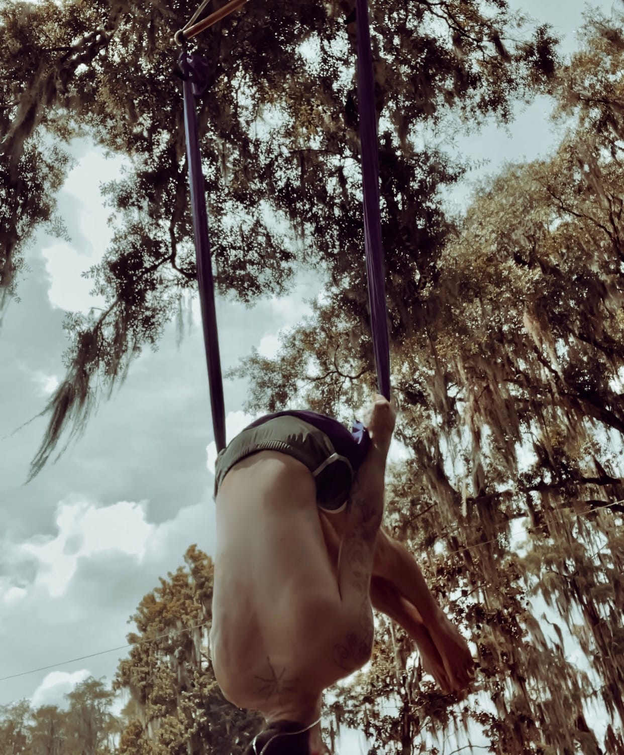 Deluxe L:5.5 Yards W:3 Yard Pilates Yoga Flying Swing Aerial Yoga Hammock Silk Fabric for Yoga Bodybuilding(5mx2.8m) customer photo 1