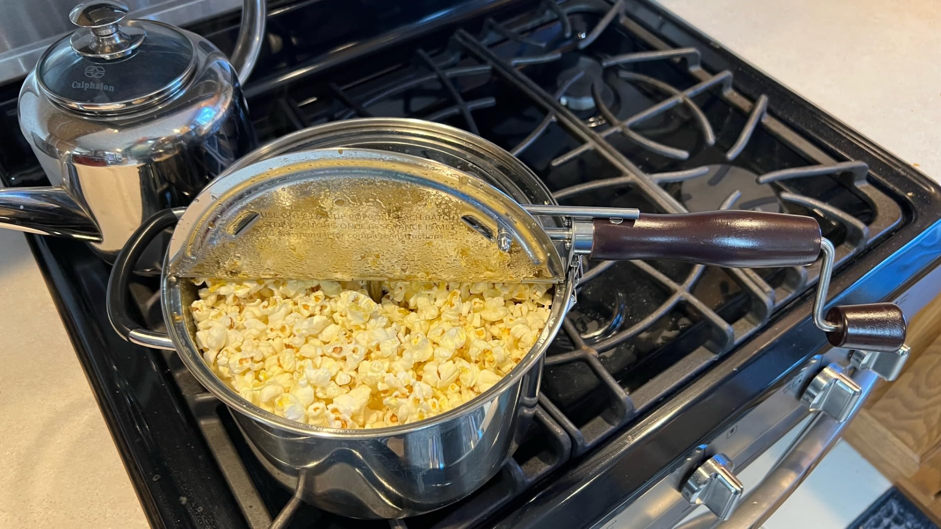 StovePop Stainless Steel Popcorn Popper - Gearless Hand Crank, Magnetic Lid, 6 Qt - Induction Range Compatible customer photo 1