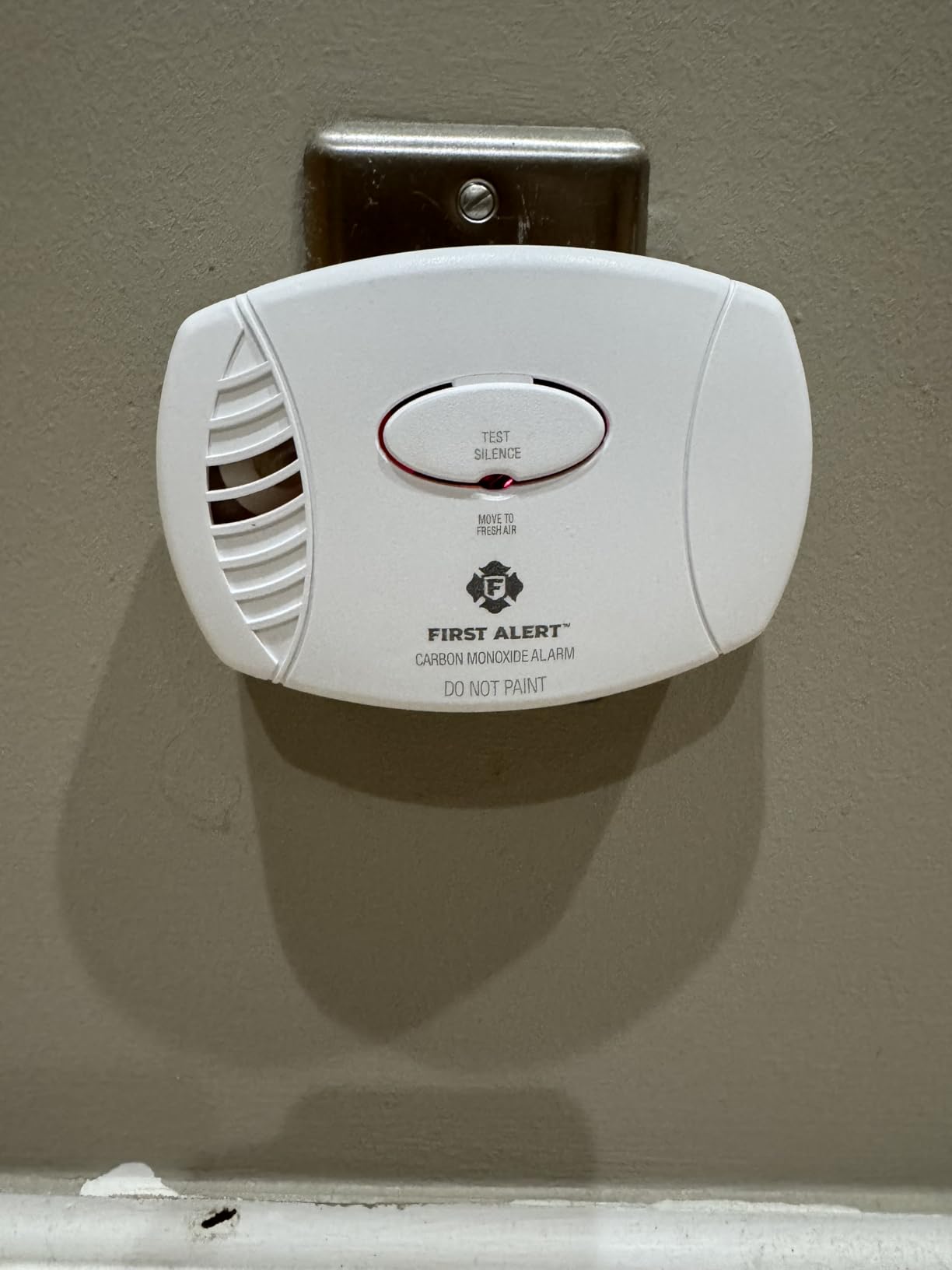 First Alert Plug in Carbon Monoxide Alarm customer photo 2