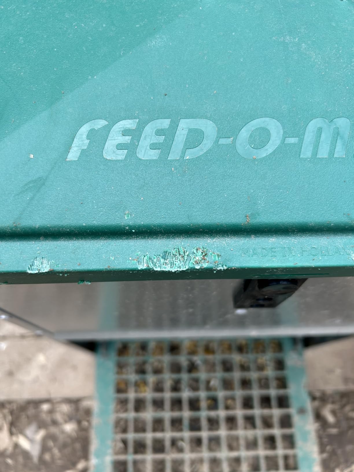 Olba B.V. Feedomatic Automatic Poultry Feeder, 12 kg customer photo 1