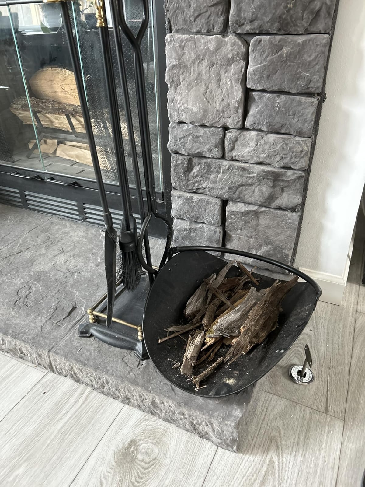 AMAGABELI GARDEN & HOME Fireplace Log Holder Indoor Firewood Carrier Metal Wood Rack Holder Tools Covers Fire Wood Basket Container Sets Ash Bucket and Carrying Bag Black Hearth customer photo 1
