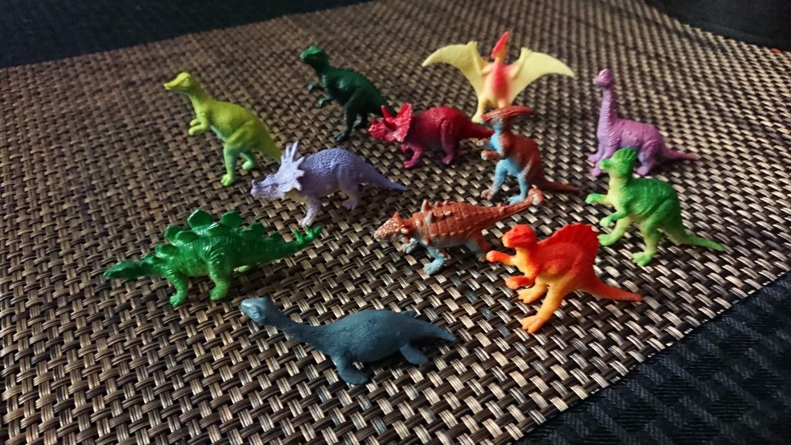 MindWare Dig It Up! Dinosaur eggs excavation kit customer photo 2
