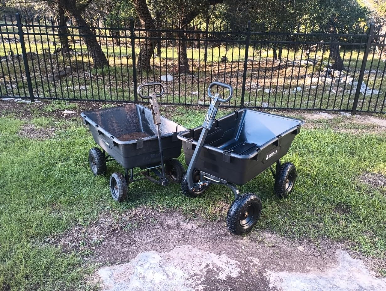 Gorilla Carts Poly Dump Cart, 600 lb. Capacity, 4 Cu ft, Quick Release Dump | Pneumatic Tires, Patented quick-release dumping, For yard, landscaping & gardening, Rust-resistant poly bed, Easy assembly customer photo 2