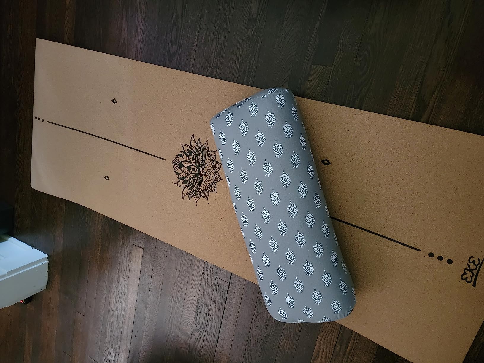 Y O GAYO Yoga Bolster - Made with 100% Cotton, Yoga Pillow Set Includes Extra Washable Cover and Carry Bag customer photo 2