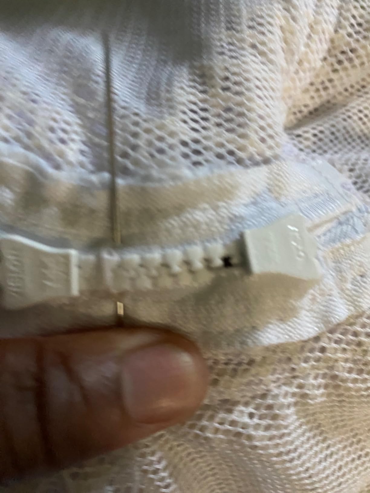 3 Layer Ventilated Bee Suit for Men & Women, Sting Proof Beekeeping Suit with Fencing & Round Veil, Professional Beekeeper Suit & Gear (L) customer photo 1