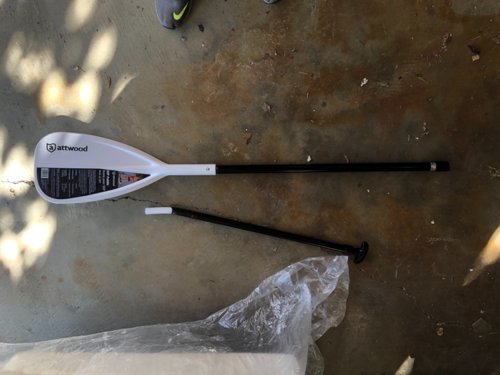 Attwood Adjustable 55 inch -to-82-inch SUP Paddle, Heavy-Duty Aluminum Stand-Up Paddle Board Oar with Cupped White Glass-Filled ABS Blade & Comfort Grip, Model 11772-1 customer photo 1