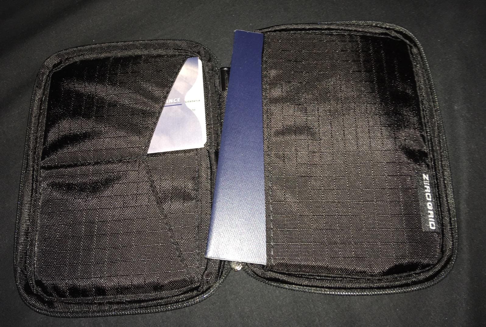 Zero Grid RFID Passport Holder for Passports & Cards, Zippered, Black customer photo 2