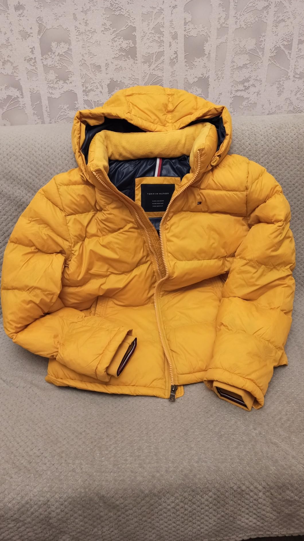Tommy Hilfiger Men's Down Alternative Hooded Puffer Jacket (Standard and Big & Tall) customer photo 2