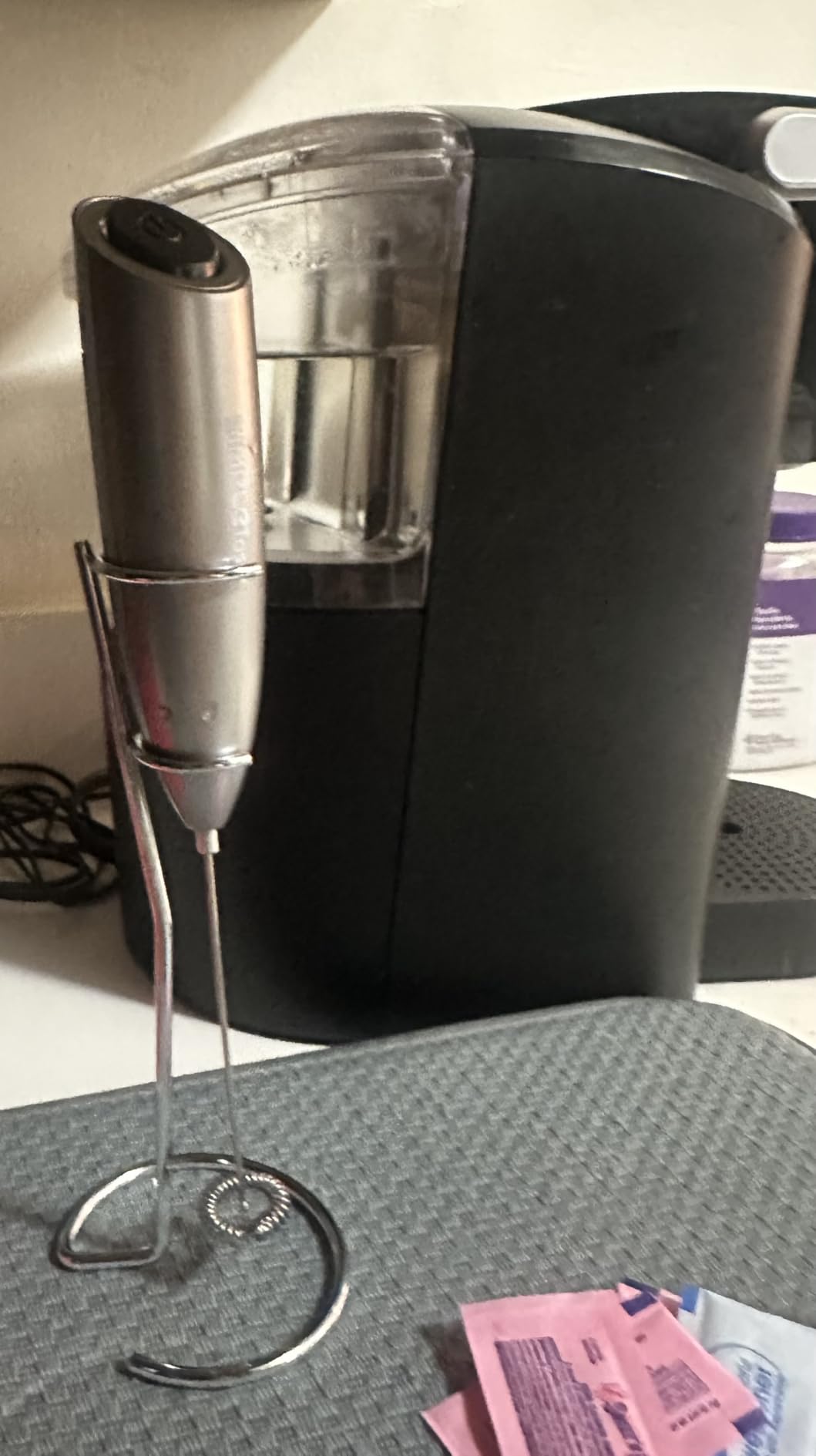 SIMPLETASTE Milk Frother Handheld Electric Foam Maker Battery Operated customer photo 2