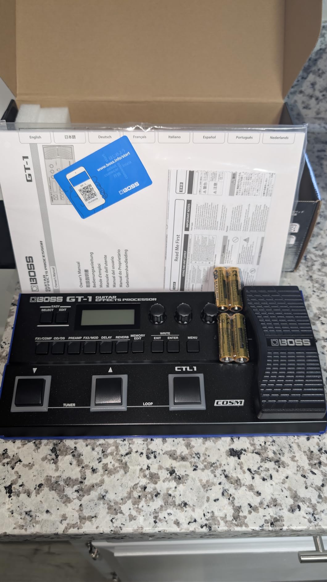 BOSS GT-1 | Compact Guitar Effects Processor | Packed with Iconic Amps & Effects | Premium Sound Engine | Ideal for Beginner Guitarists | Durable & Lightweight | FREE Pro Patches via BOSS Tone Central customer photo 2