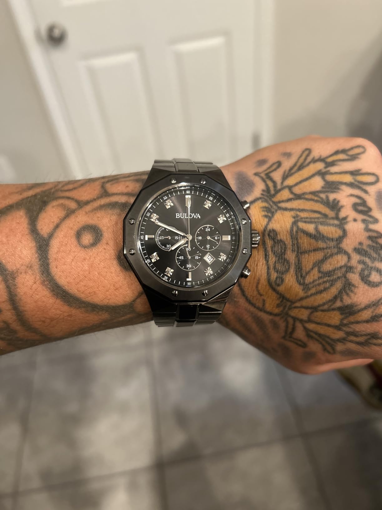 Bulova Men's Classic Diamond 6-Hand Chronograph Quartz Watch, Calendar Date, Luminous Markers, 100M Water Resistant, 44mm customer photo 2