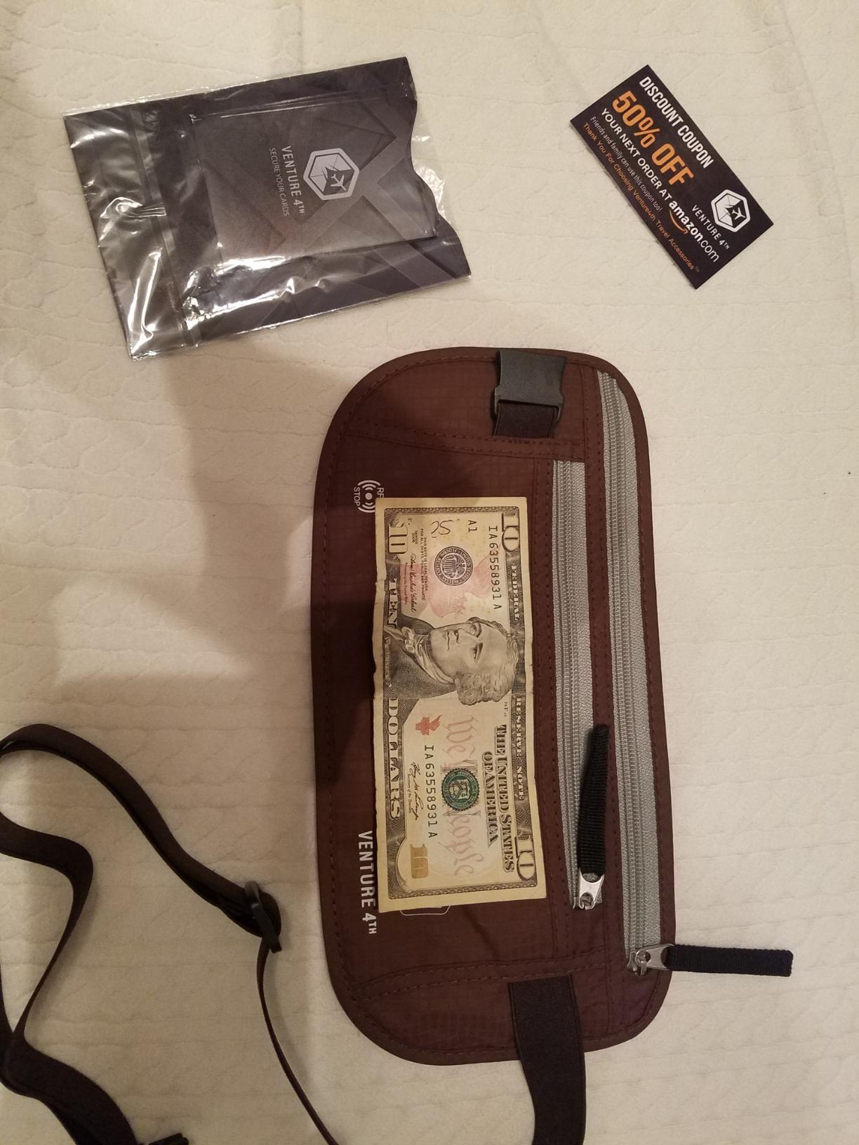 VENTURE 4TH Travel Money Belt with 7 RFID Sleeves - Beige customer photo 2