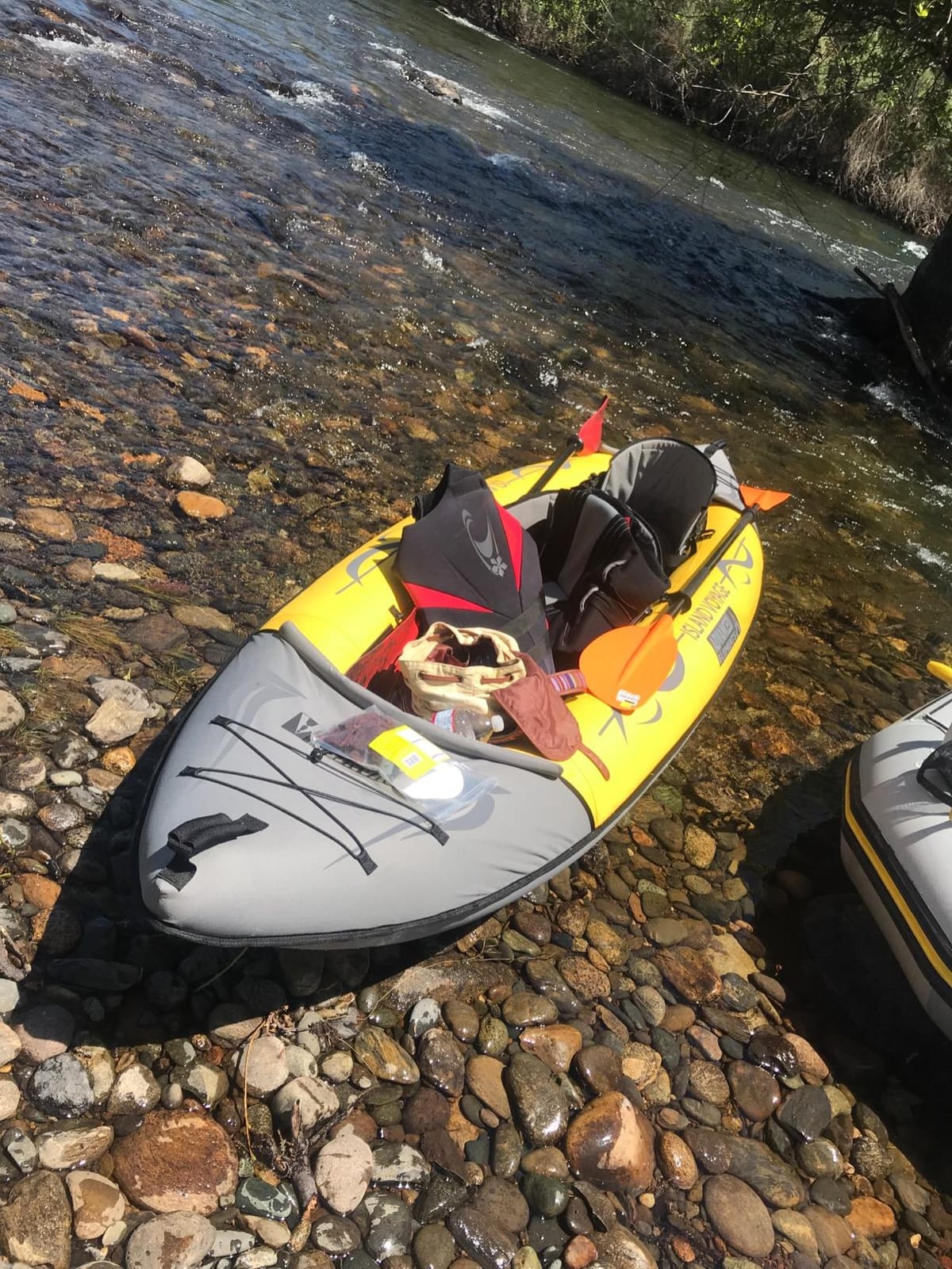 Advanced Elements - Island Voyage 2 Inflatable Kayak - Recreational Convertible Kayak - for 1 or 2 Person - 11 ft - Yellow customer photo 1