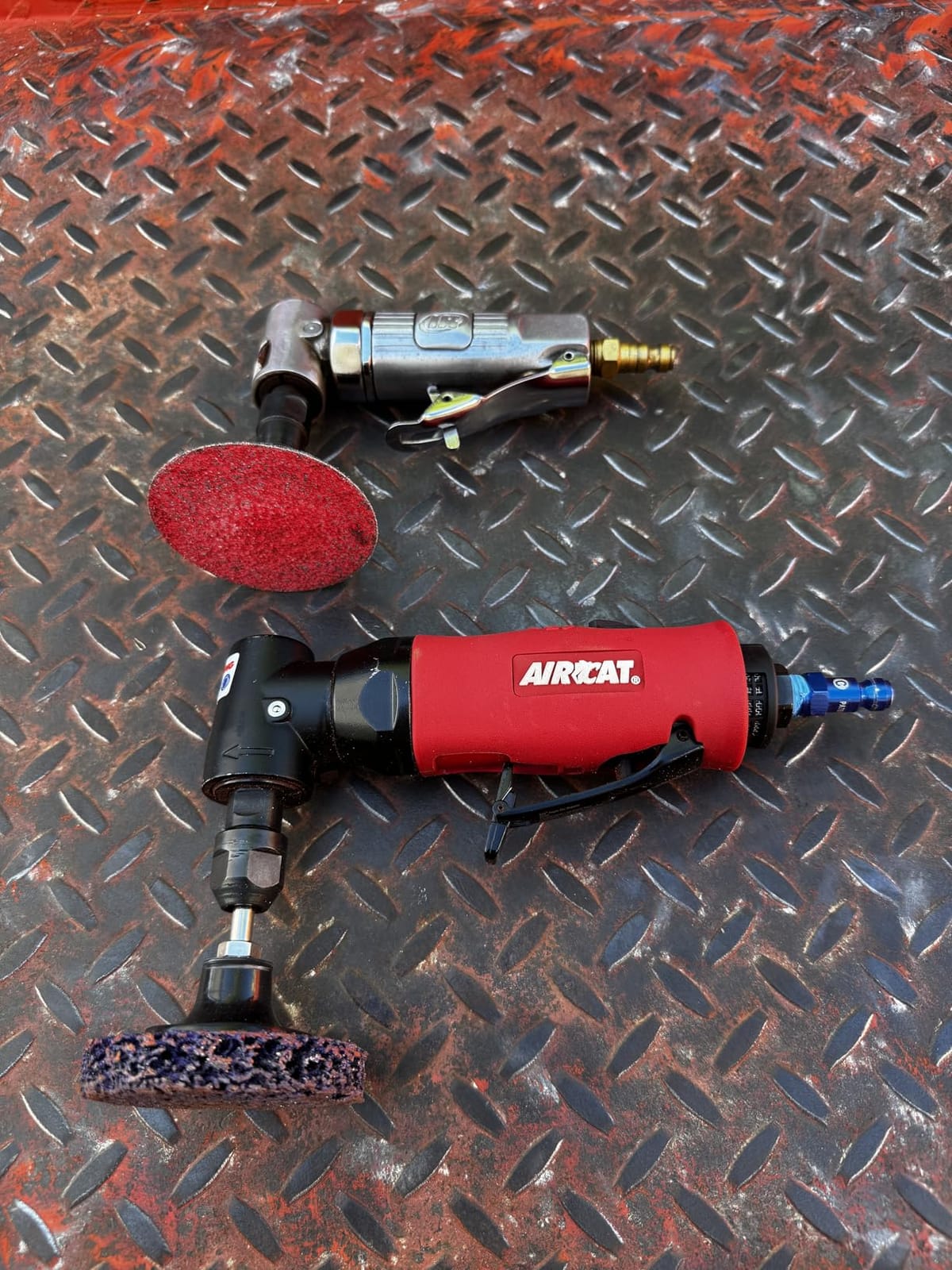 AIRCAT 6280 .75 HP Angle Die Grinder with Spindle Lock, 18,000 RPM customer photo 2