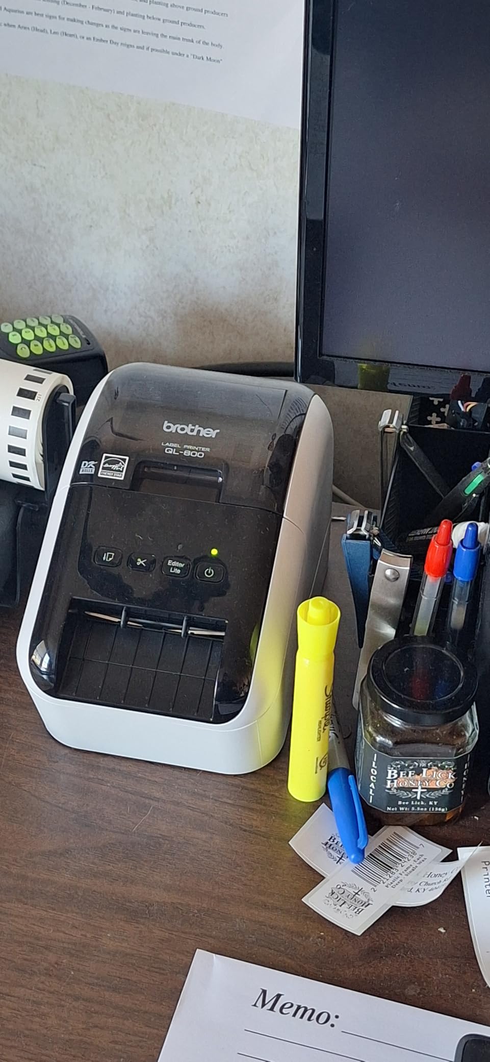 Brother QL-800 High-Speed Professional Label Printer, Plug & Label Feature, Genuine DK Pre-Sized, Multi-System Compatible - Black & Red Printing Available (Required USB Cable Included) customer photo 2