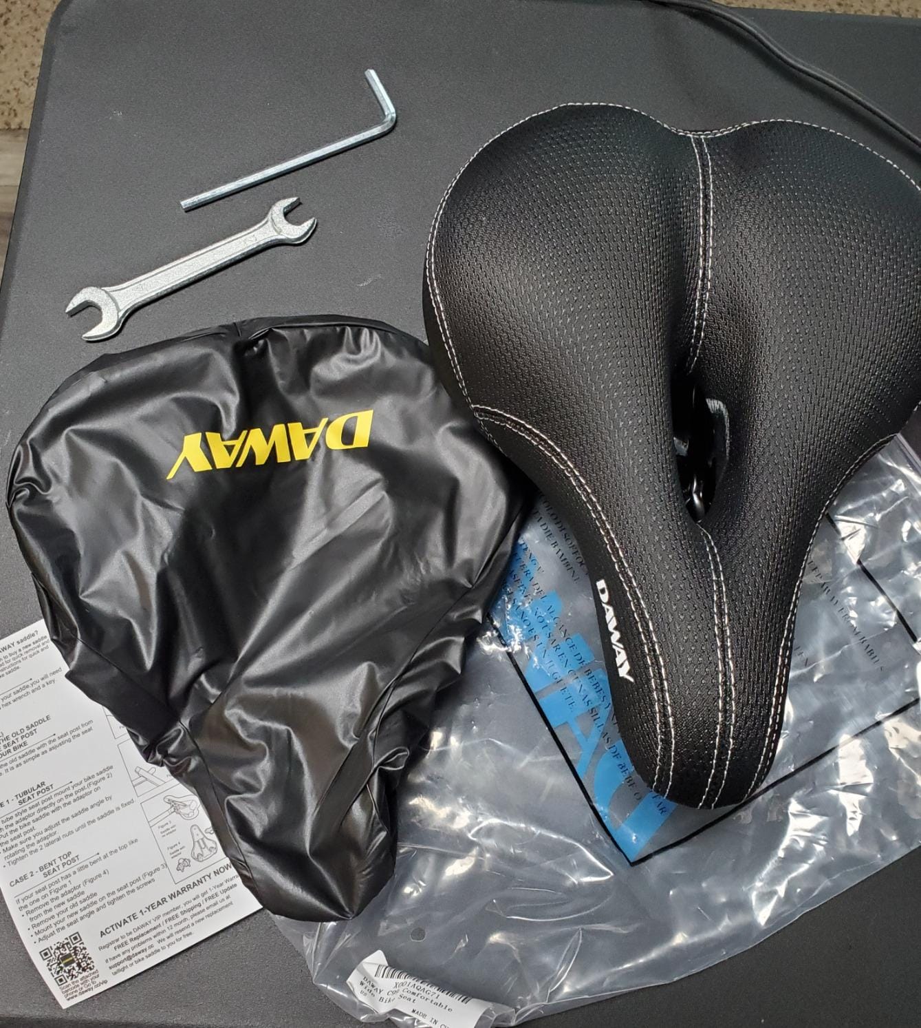 DAWAY Comfortable Men Women Bike Seat - Soft Memory Foam Padded Bicycle Seat, Bike Saddle Replacement with Wide Cushion for Peloton, Mountain & Exercise Bikes, Shock Absorbing, Waterproof, Universal customer photo 2
