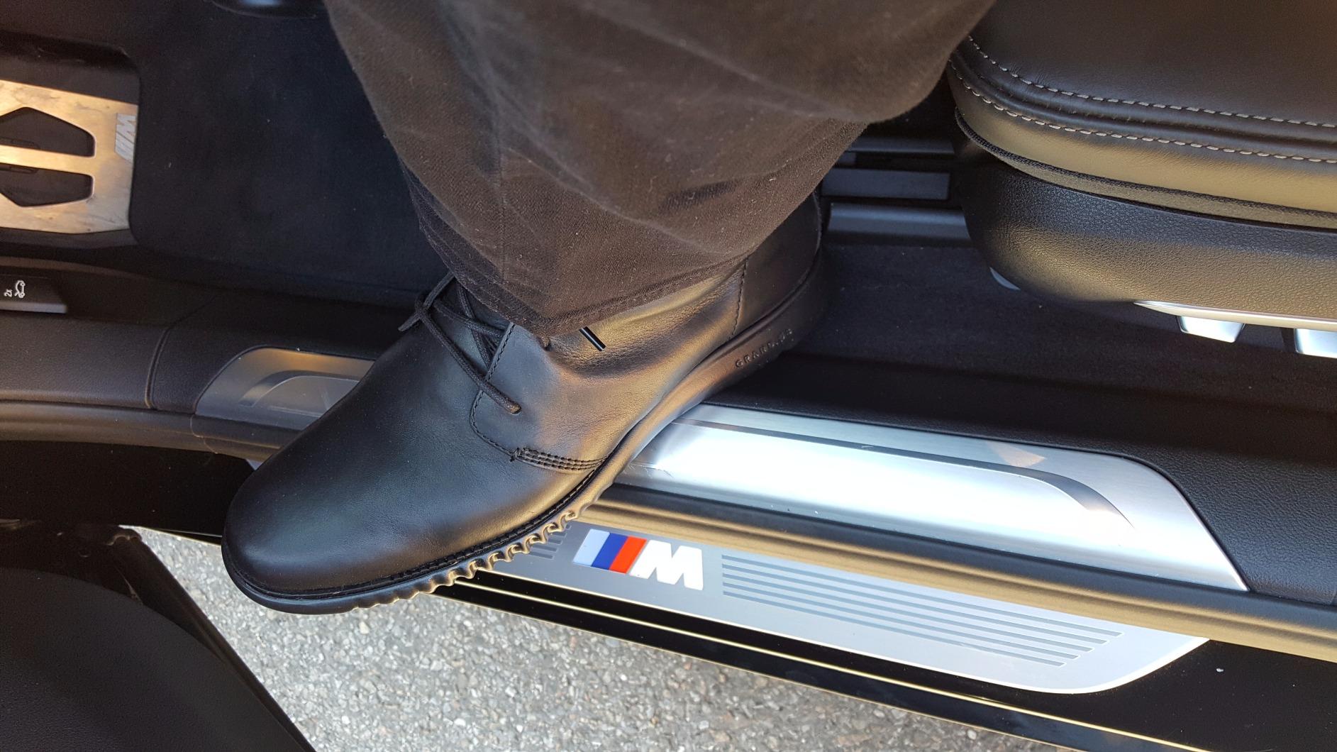 Cole Haan Men's 2.zerogrand Chukka customer photo 2