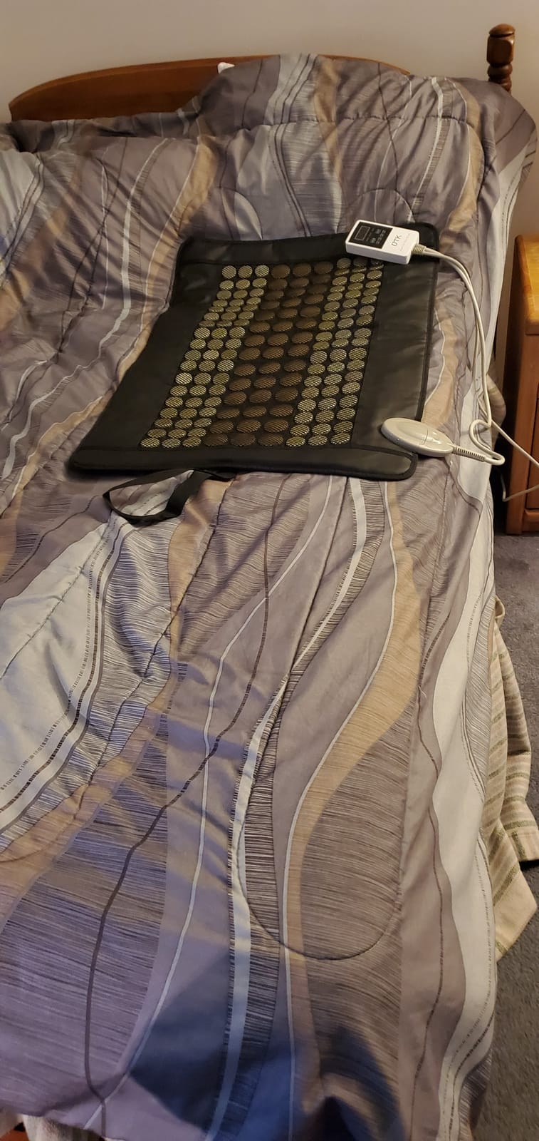 UTK Far Infrared Heating Pad for Back Pain, Large 21x31 in, Jade/Tourmaline customer photo 1