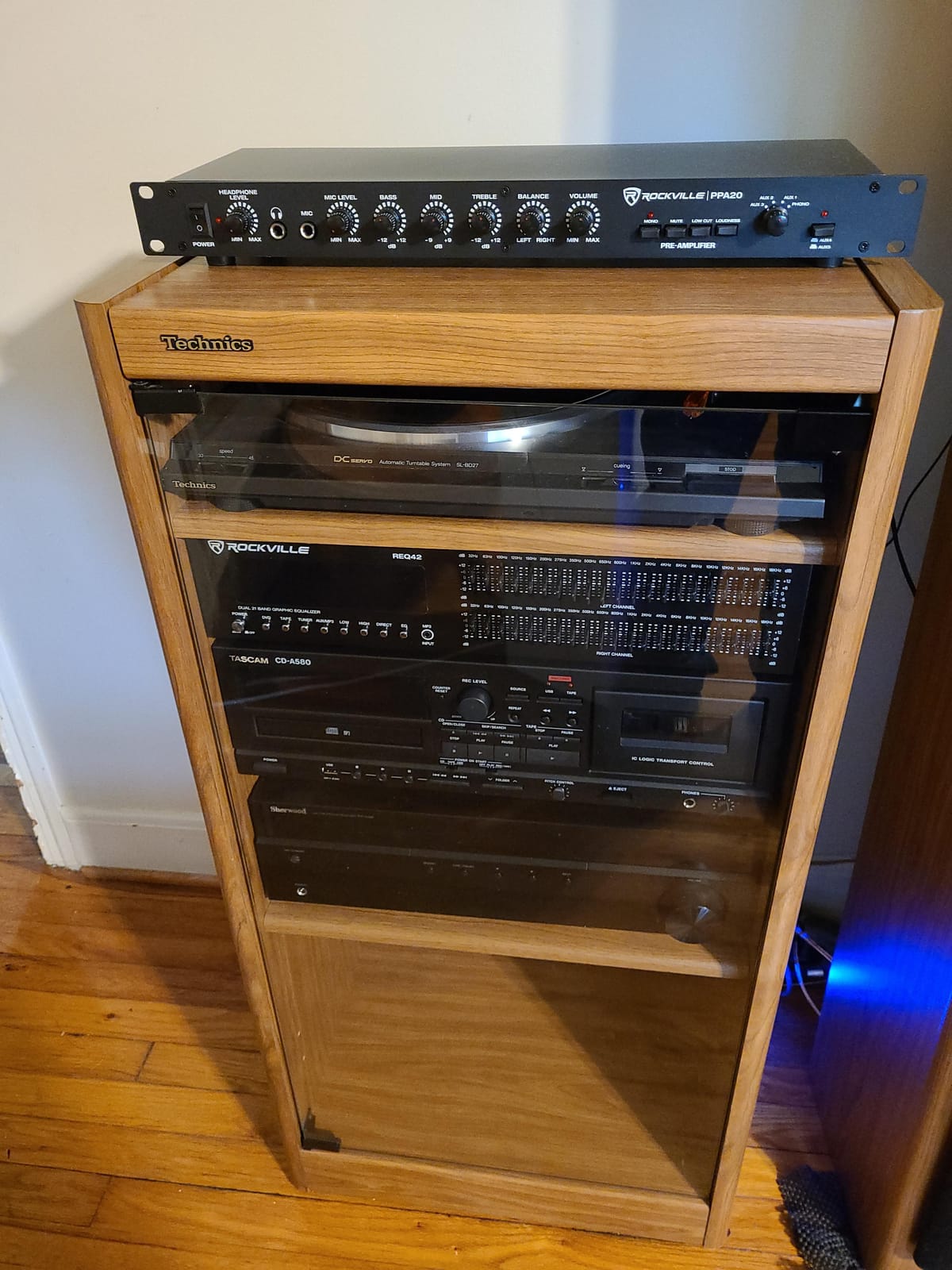 Rockville PPA20 1U Rack Mount Pre-Amplifier with Crossover and 3-Band EQ customer photo 2