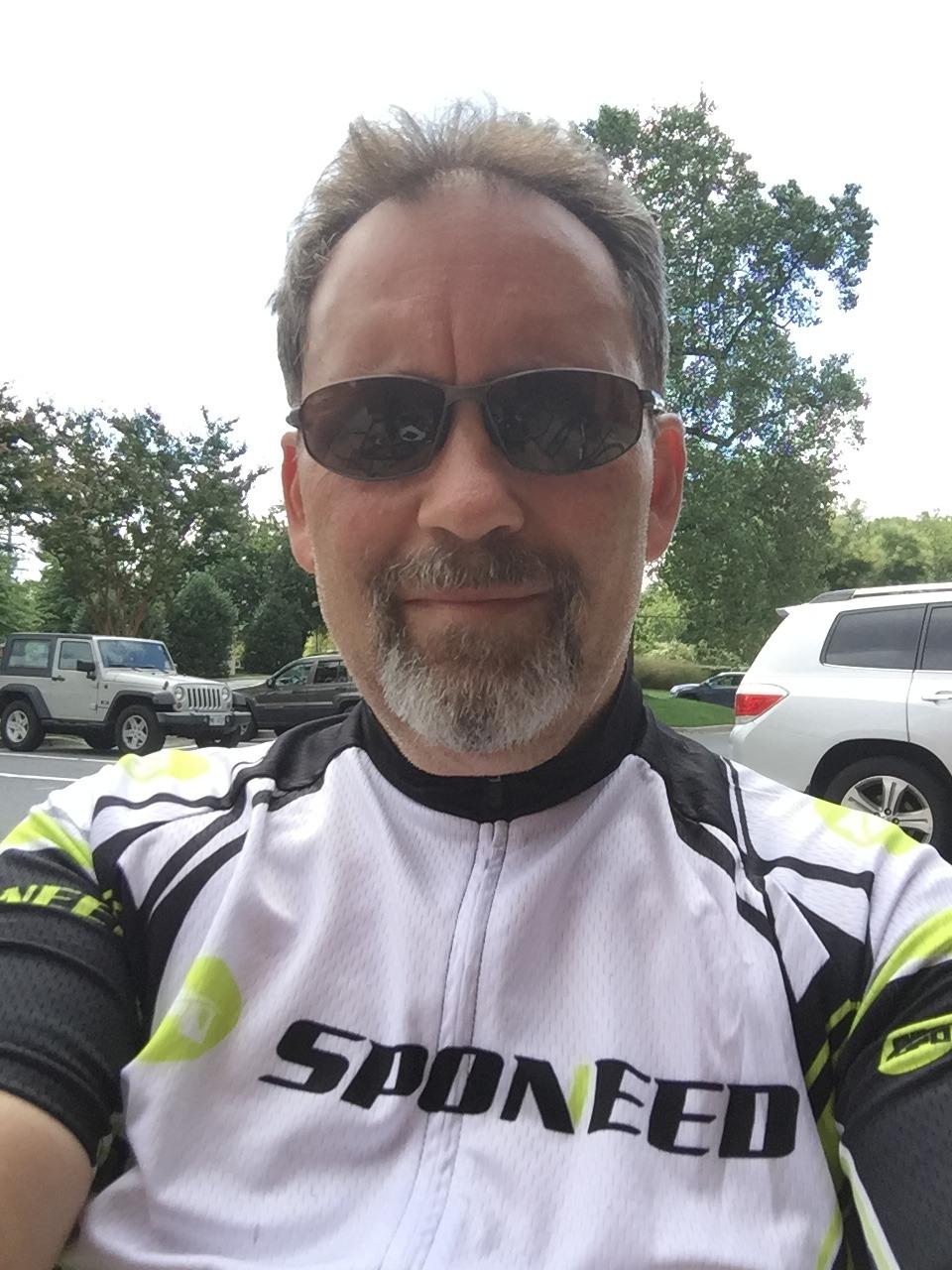 sponeed Men's Cycling Jerseys Tops Biking Shirts Short Sleeve Bike Clothing Full Zipper Bicycle Jacket with Pockets customer photo 2
