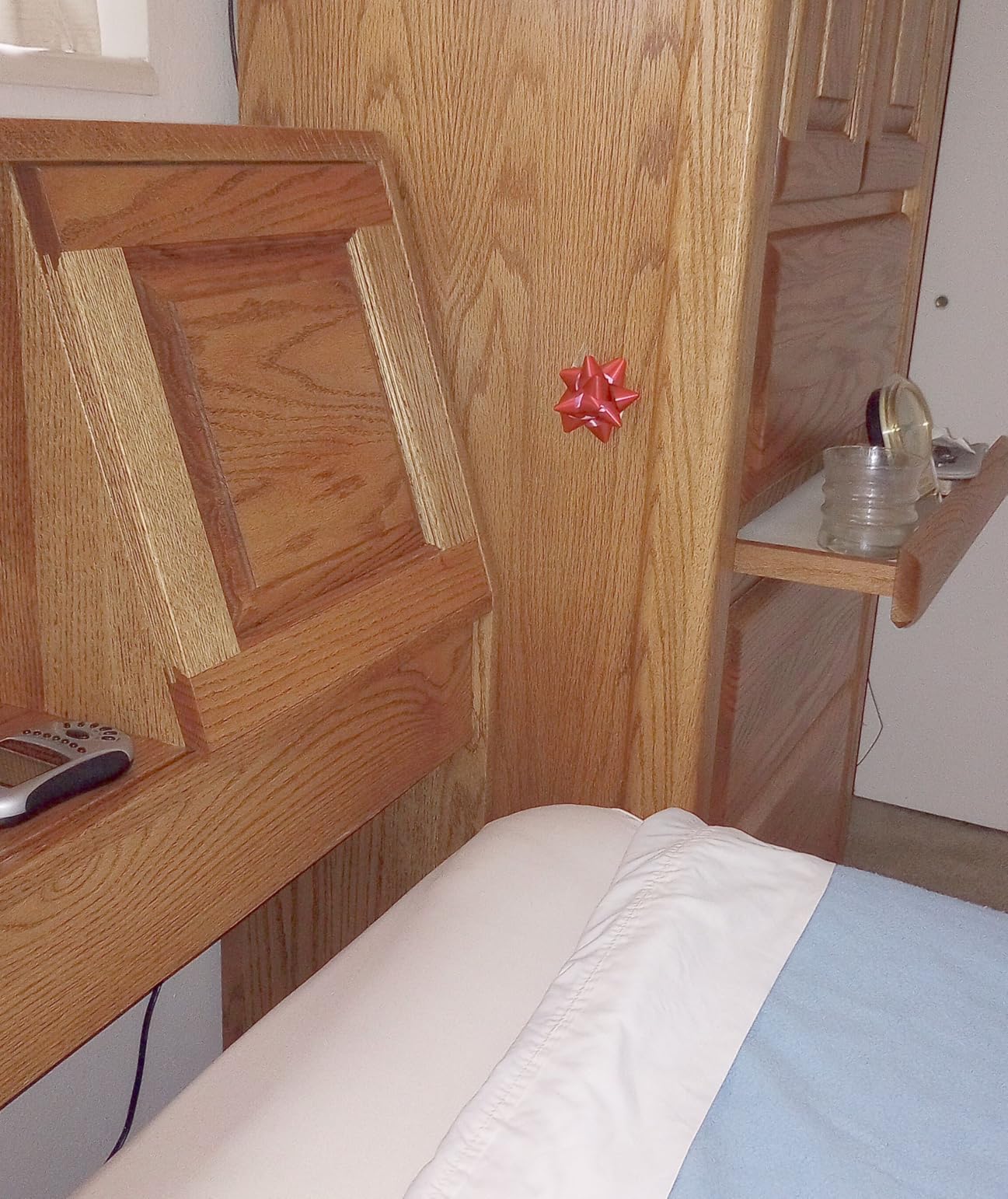 Lucid® L300 Adjustable Bed Frame – USB – Memory Position – Remote, Twin XL customer photo 1