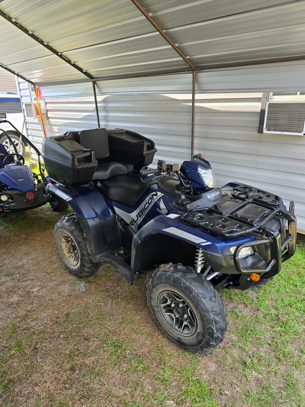 KIMPEX 458000 Black Nomad Trunk Rear customer photo 1