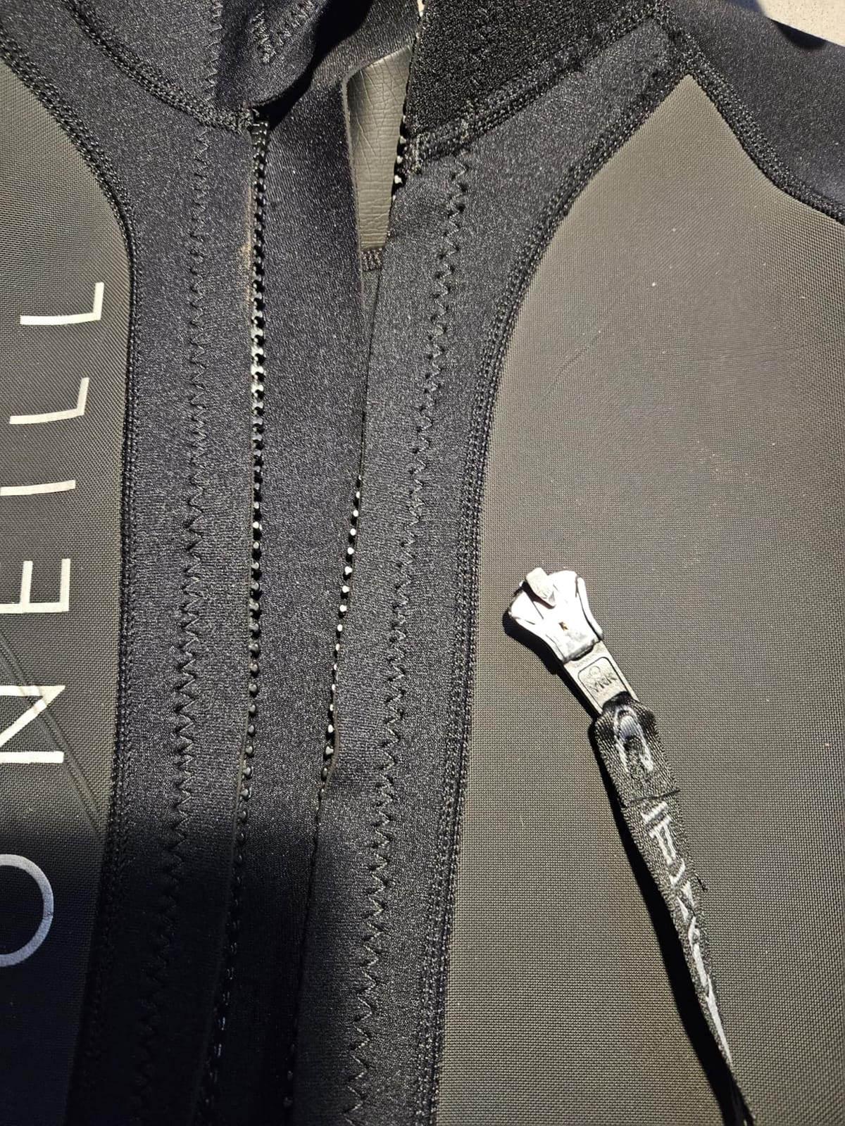 O'Neill Men's Reactor-2 3:2mm Back Zip Full Wetsuit, Lightweight Warmth and Flexibility for All Water Activities customer photo 1