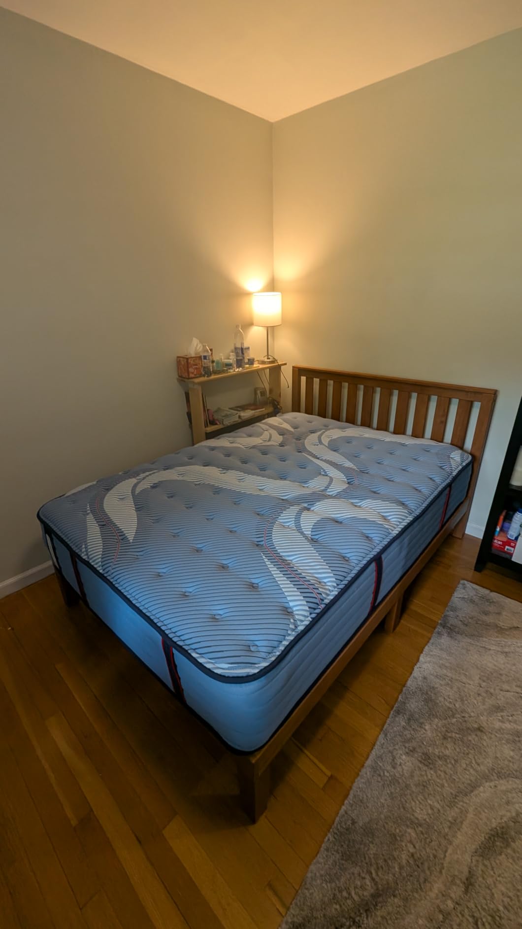 Zinus Alexia Solid Wood Platform Bed Frame with Headboard, Queen customer photo 1