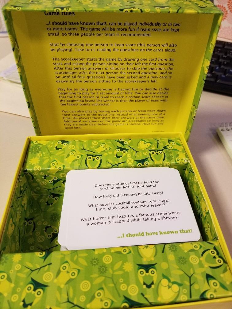 I should have known that! - A Trivia Game About Things You Oughta Know, Green customer photo 1