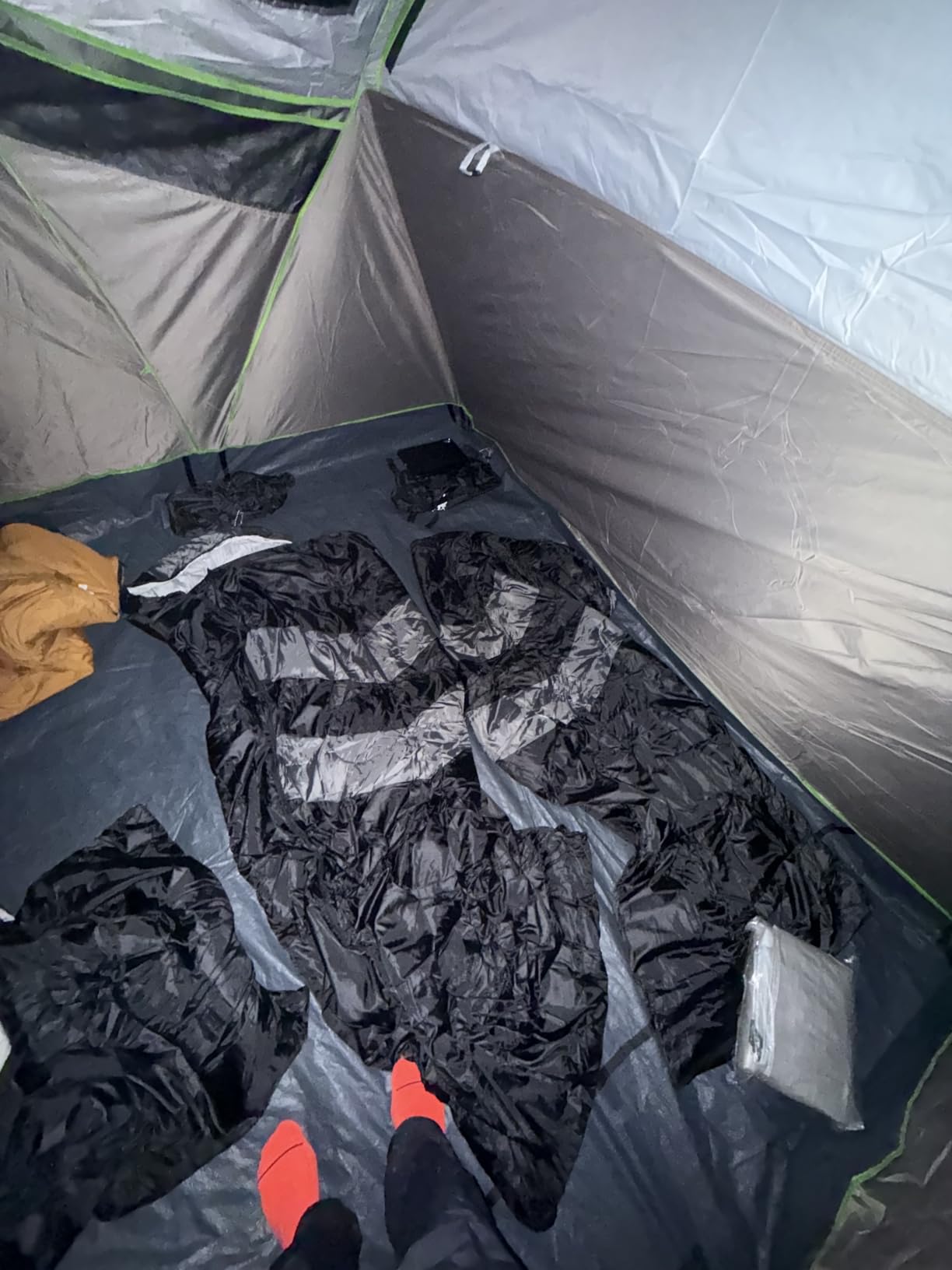 MalloMe Sleeping Bags for Adults Cold Weather & Warm - Backpacking Camping Sleeping Bag for Kids, Girls, Boys - Lightweight Camping Essentials Gear Accessories Hiking Sleep Must Haves Single & Double customer photo 1