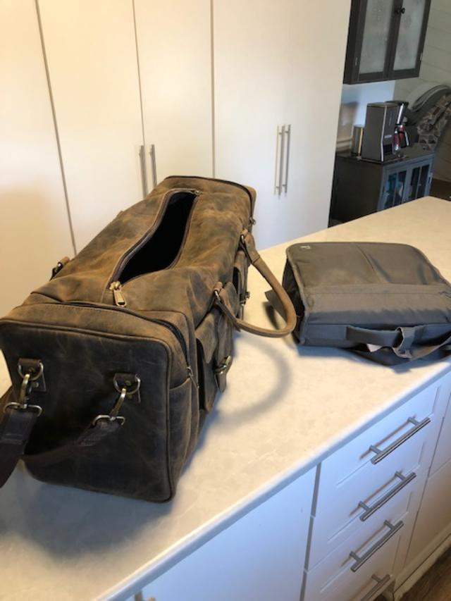 KomalC 28 Inch Leather Duffle Bag for Men & Women, Travel Gym Holdall customer photo 1